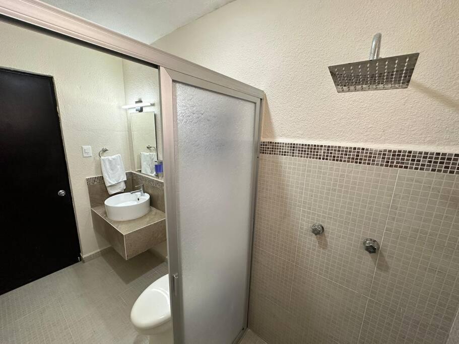 Peach35 Apartamento Centrico, 5 Min De La Playa Cancún Esterno foto